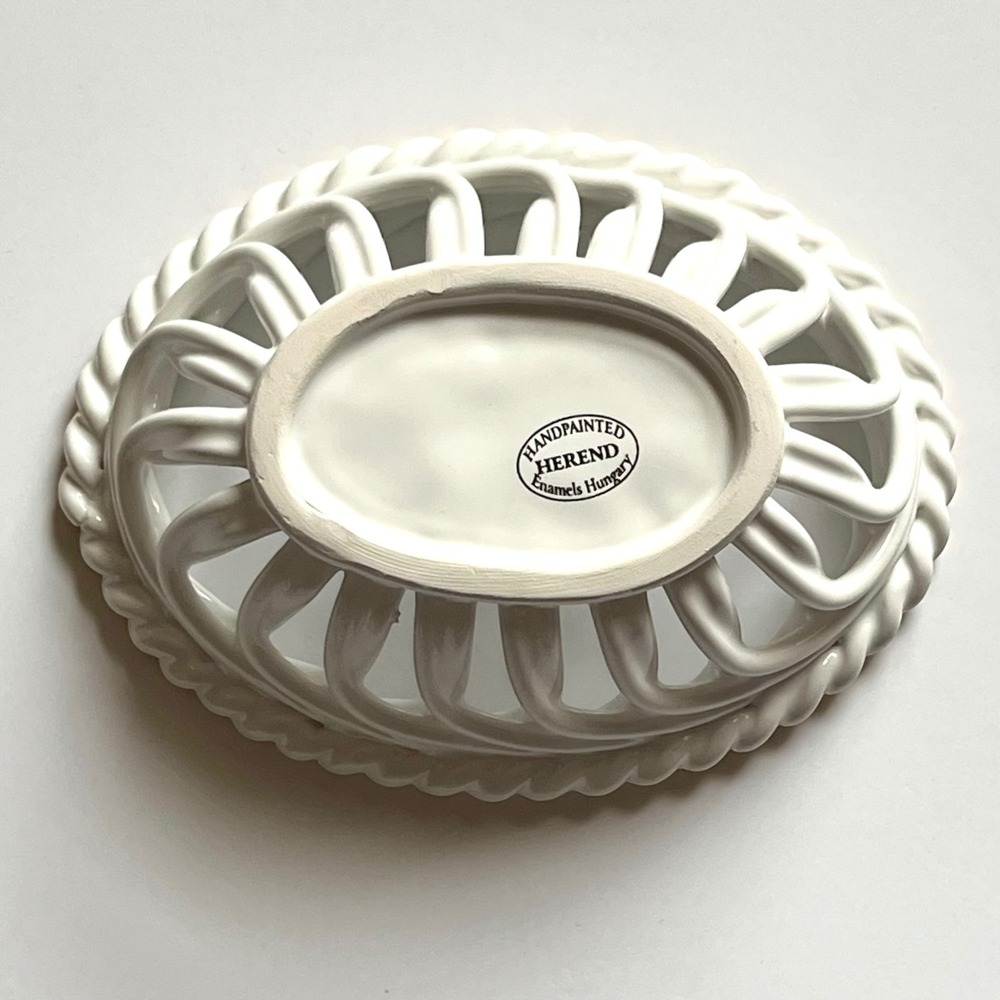 Vintage Herend Queen Victoria Oval Reticulated Basket 4.75" Gold Rim VBO - Picture 10 of 11